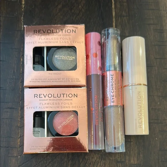 Revolution Makeup Set - Black, Pink, and Gold - Picture 1 of 1